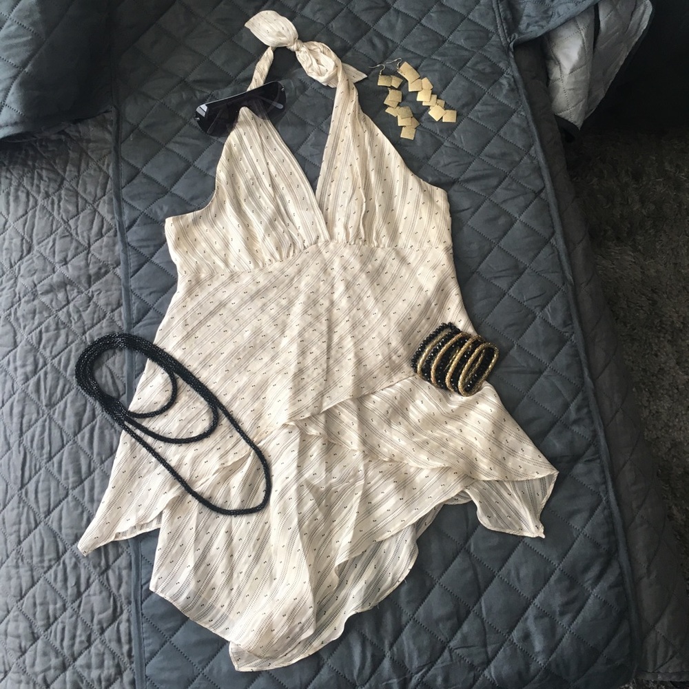 EUC BCBG Maxazira cream silk halter top
